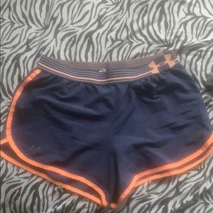 grey under-armour athletic shorts